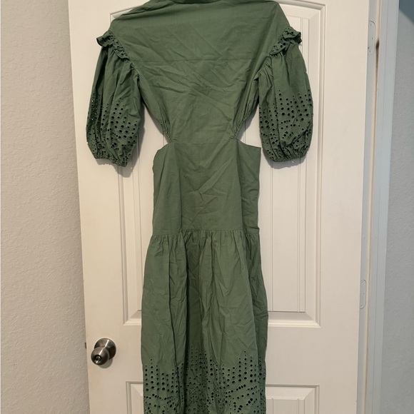 Karina Grimaldi Green Dress - Picture 3 of 8